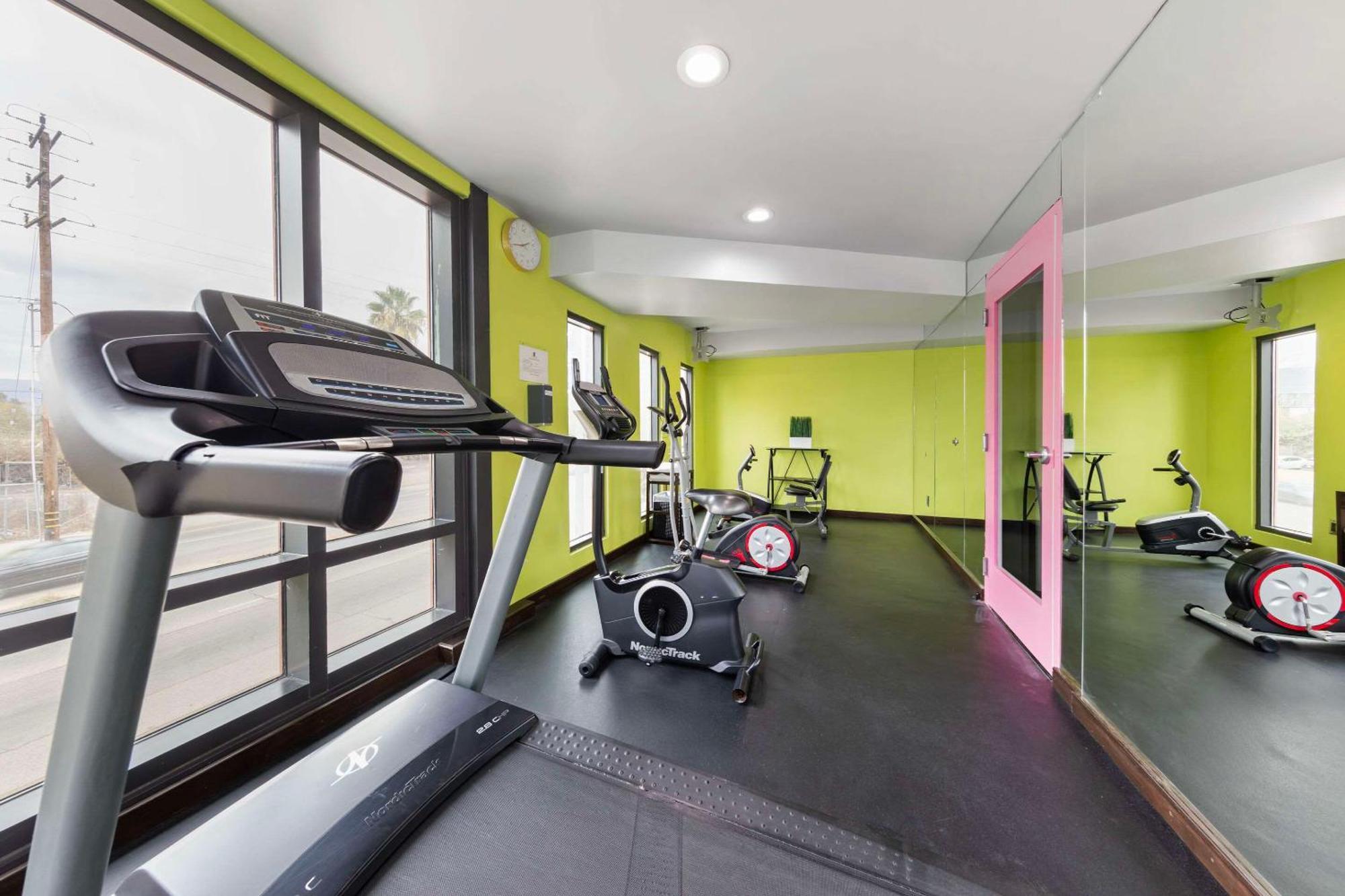 Blvd Hotel And Studios Universal-Hollywood, Ascend Hotel Collection Los Angeles Eksteriør bilde